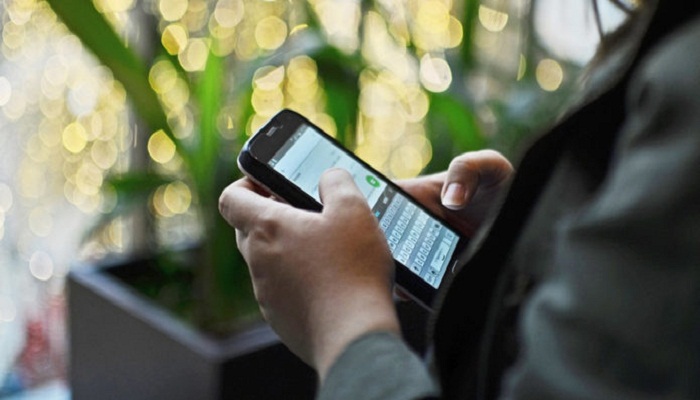 Mobile phone users reach 16.48cr